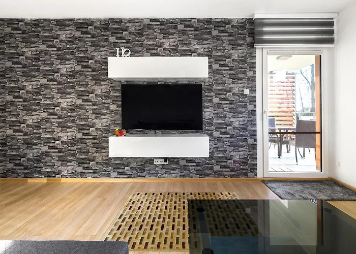 Polanki Silver Star Z Garazem * كولوبرزيغ